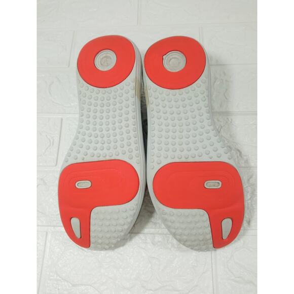 Under Armour UA Womens Vibe Elastic Slip On Lace Up Sneakers Beige Size 7 - Picture 9 of 9